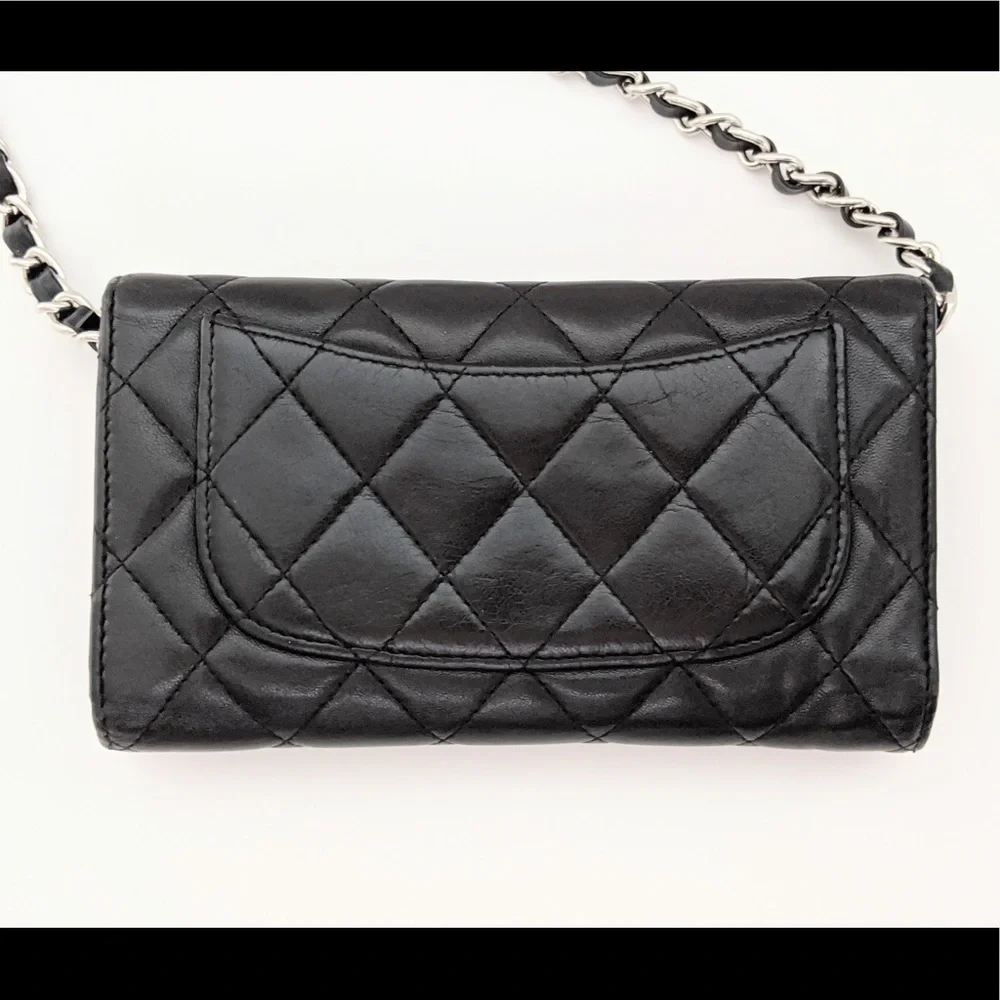 Chanel Wallet - Picture 3 of 15